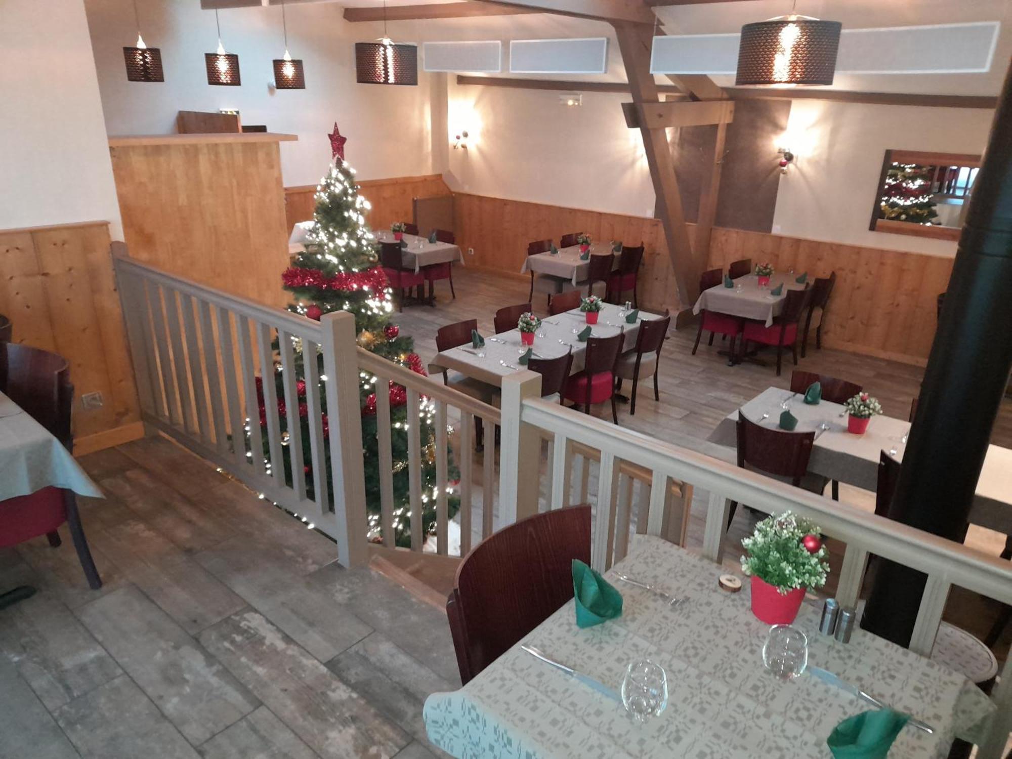 Les Pierres Roses Bed & Breakfast Coise Luaran gambar