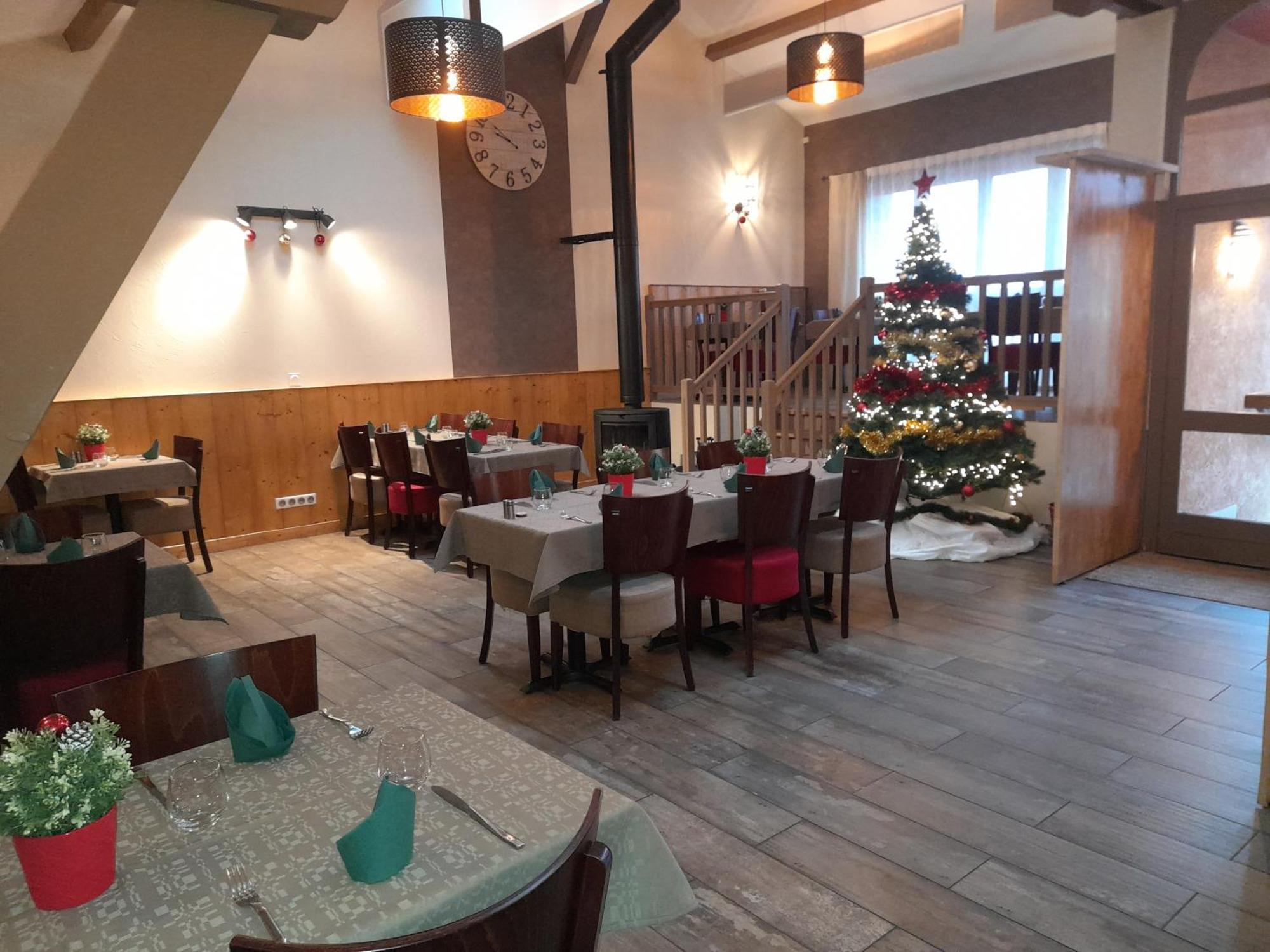Les Pierres Roses Bed & Breakfast Coise Luaran gambar